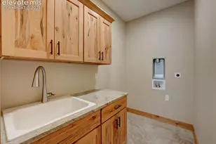 748 Pinewood Rd, Florissant, CO 80816 - Photo 29