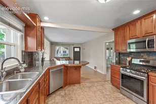 1717 N Franklin St, Colorado Springs, CO 80907 - Photo 13