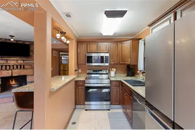 107 Washington Avenue, Manitou Springs, CO 80829 - Photo 11