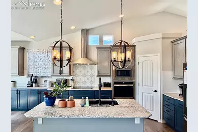 6485 Vistancia Avenue, Colorado Springs, CO 80922 - Photo 11