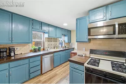 523 W Pikes Peak Avenue, Colorado Springs, CO 80905 - Photo 5