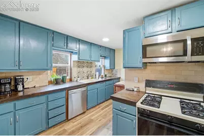 523 W Pikes Peak Avenue, Colorado Springs, CO 80905 - Photo 5