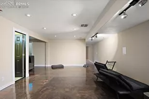 1313 N Blue Lake Ln, Pueblo, CO 81007 - Photo 23