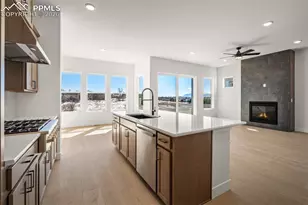 4535 Peak Crst Vw, Colorado Springs, CO 80918 - Photo 3