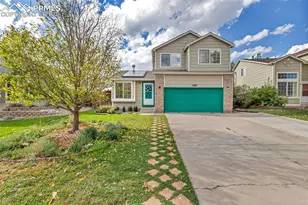 4386 Gunbarrel Dr, Colorado Springs, CO 80925 - Photo 3