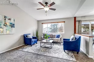 4386 Gunbarrel Dr, Colorado Springs, CO 80925 - Photo 9