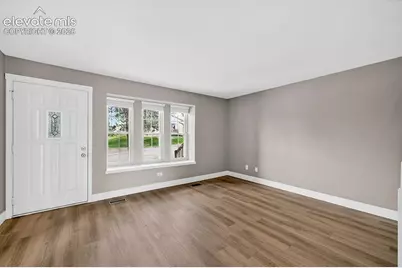 6737 Mountain Top Lane, Colorado Springs, CO 80919 - Photo 5
