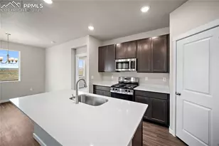 11924 Lost Peak Ln, Colorado Springs, CO 80925 - Photo 9