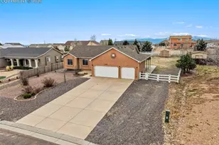 11166 Palmers Green Dr, Peyton, CO 80831 - Photo 39