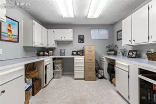 12360 Mesa View Rd, Larkspur, CO 80118 - Photo 15