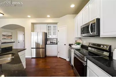 7555 Shallow Brooke Place, Colorado Springs, CO 80922 - Photo 11