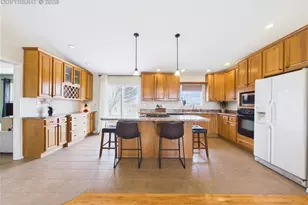 221 W Bywood Dr, Pueblo West, CO 81007 - Photo 9