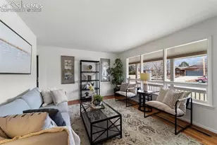 805 Crown Ridge Dr, Colorado Springs, CO 80904 - Photo 5