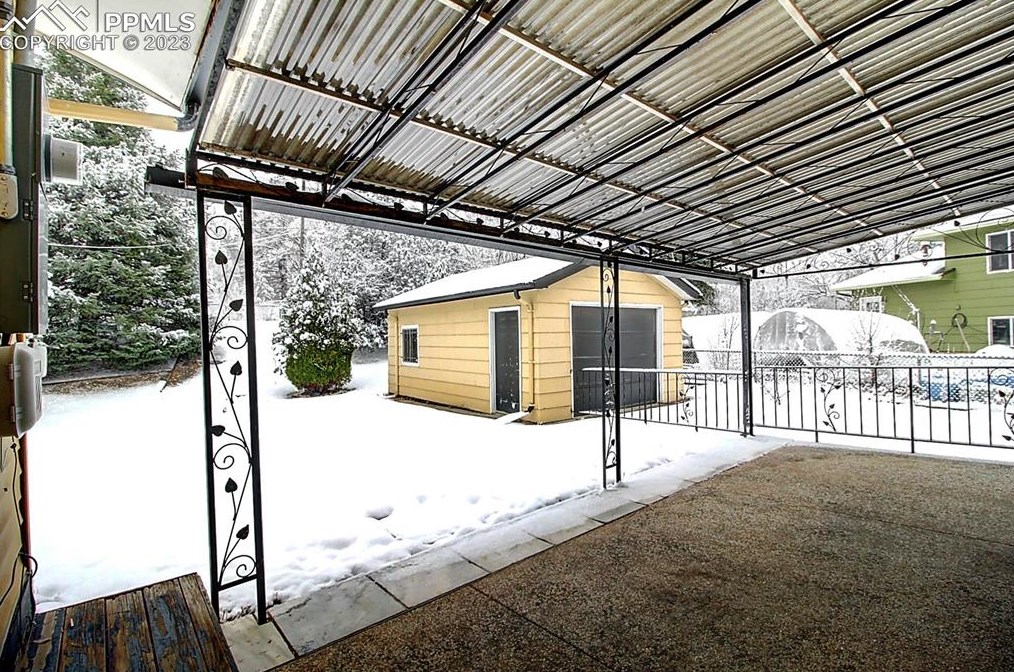 2119 Olympic Dr, Colorado Springs CO  80910-1262 exterior