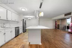 411 Lakewood Circle, Colorado Springs, CO 80910 - Photo 17