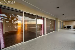 411 Lakewood Circle, Colorado Springs, CO 80910 - Photo 37