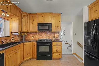 711 Hoorne Avenue, Colorado Springs, CO 80907 - Photo 21