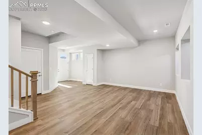 4454 Peak Crest View, Colorado Springs, CO 80918 - Photo 3