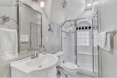 6 Boulder Crescent Street, Colorado Springs, CO 80903 - Photo 37