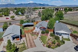 835 Bunting Ave, Fountain, CO 80817 - Photo 3
