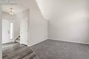 724 Prairie Star Cir, Colorado Springs, CO 80916 - Photo 3