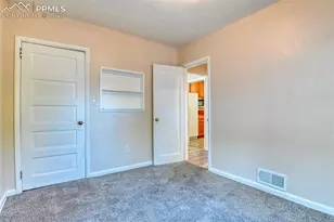 27 Bonfoy Ave, Colorado Springs, CO 80909 - Photo 17