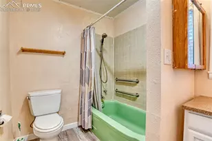 27 Bonfoy Ave, Colorado Springs, CO 80909 - Photo 19