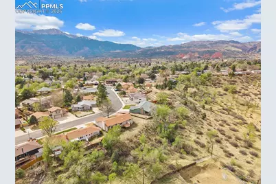 1453 E Friendship Lane, Colorado Springs, CO 80904 - Photo 3