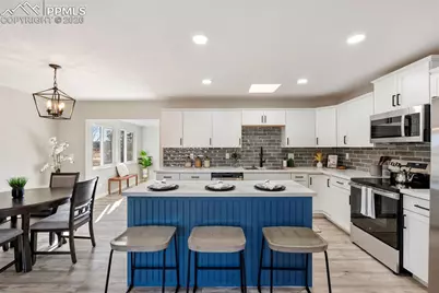 701 Drew Drive, Colorado Springs, CO 80911 - Photo 11