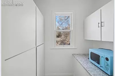 808 E Monument Street, Colorado Springs, CO 80903 - Photo 23