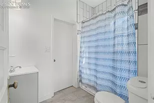 808 E Monument St, Colorado Springs, CO 80903 - Photo 27