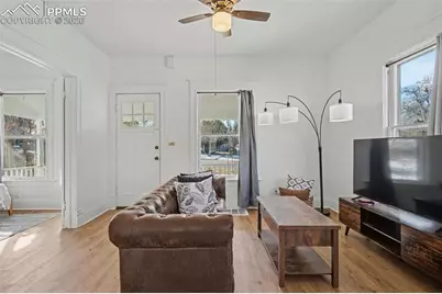 808 E Monument Street, Colorado Springs, CO 80903 - Photo 9