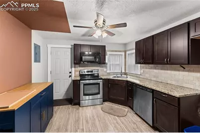 917 E Cimarron Street, Colorado Springs, CO 80903 - Photo 7