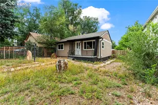 917 E Cimarron St, Colorado Springs, CO 80903 - Photo 3