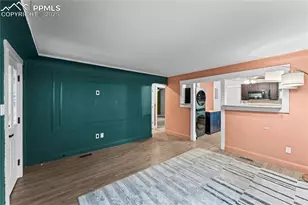 917 E Cimarron St, Colorado Springs, CO 80903 - Photo 5