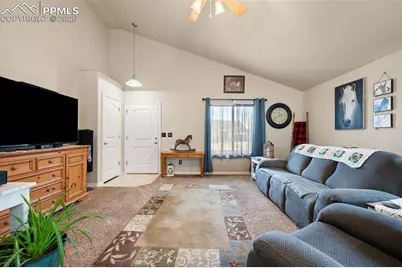 6302 Bearcat Loop, Colorado Springs, CO 80925 - Photo 7