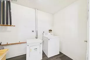 959 S Honeysuckle Dr, Pueblo West, CO 81007 - Photo 21