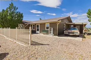 959 S Honeysuckle Dr, Pueblo West, CO 81007 - Photo 3
