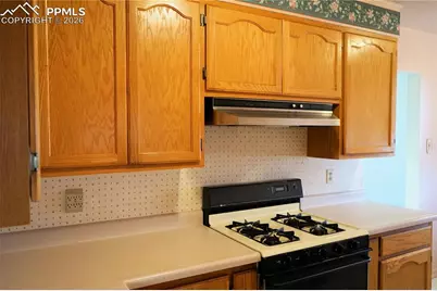 229 E Monroe Street, Colorado Springs, CO 80907 - Photo 7