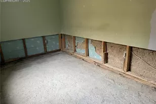 947 E Costilla St, Colorado Springs, CO 80903 - Photo 11