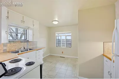 1320 E Fountain Boulevard, Colorado Springs, CO 80909 - Photo 11