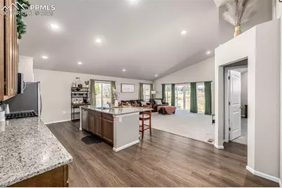 395 W Coral Drive, Pueblo, CO 81007 - Photo 13