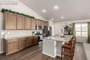 395 W Coral Dr, Pueblo, CO 81007 - Photo 7