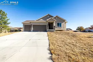 395 W Coral Dr, Pueblo, CO 81007 - Photo 33