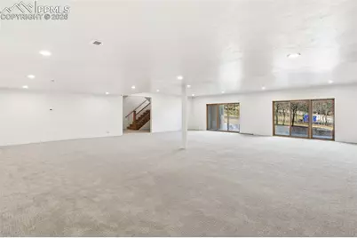 6840 Oak Valley Lane, Colorado Springs, CO 80919 - Photo 43