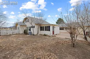 2632 Pear St, Canon City, CO 81212 - Photo 7