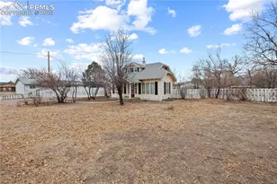 2632 Pear St, Canon City, CO 81212 - Photo 3