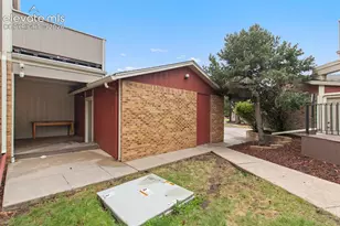 472 W Rockrimmon Blvd, Colorado Springs, CO 80919 - Photo 3