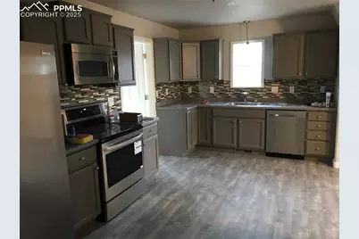 513 &amp; 515 W Tyler Street, Colorado Springs, CO 80907 - Photo 3