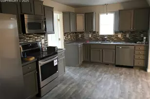 513 &amp 515 W Tyler St, Colorado Springs, CO 80907 - Photo 3